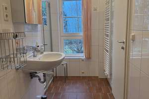 Barrierefreies Einfamilienhaus im Grünen am Eselsberg – Die vollständige Adresse der Immobilie erhältst du vom Anbieter., 97318 Kitzingen – Vorschaubild 7
