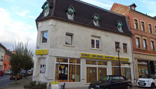 Bild von Mehrfamilenhaus im Zentrum - Schöningen! Wohn&Geschäftshaus (Sauna&Fitness)! Miete p.a. 37.680 Euro!