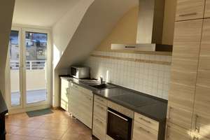 Lichtdurchflutete Dachgeschosswohnung in Derendorf inkl. Stellplatz im Hof – Barbarastraße 10, 40476 Derendorf, Düsseldorf – Vorschaubild 4
