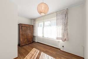 Haus mit Weitblick: viel Raum, schöner Garten und Bodenseesicht – Die vollständige Adresse der Immobilie erhältst du vom Anbieter., 78465 Litzelstetten, Konstanz – Vorschaubild 11