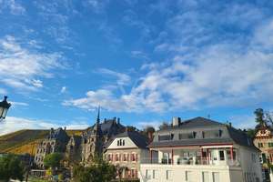 Wo Eleganz auf den Fluss trifft: Ihr neues Lebensgefühl in Lieser