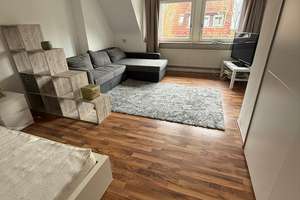 Frisch renovierte Wohnung für ein Paar, komplett möbliert und direkt bezugsfertig – Leimbergerstraße 12, 91052 Buckenhofer Siedlung, Erlangen – Vorschaubild 2