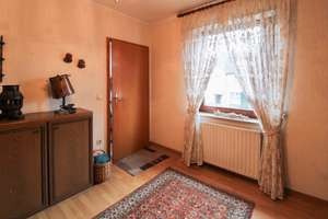 Charmantes Reihenmittelhaus mit großem Potenzial und Garten – Die vollständige Adresse der Immobilie erhältst du vom Anbieter., 45139 Ostviertel, Essen – Vorschaubild 9