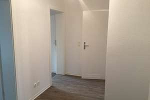 Eine schöne 3-Zimmer-Wohnung mit Balkon sucht neue Mieter! – Mittelfeldstr. 13, 34127 Rothenditmold, Kassel – Vorschaubild 4