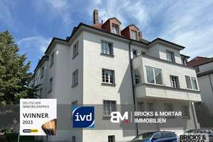 Charmante 2-Zimmer-Dachgeschosswohnung mit Loggia