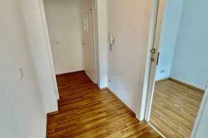 Gepflegte 4 - Zimmerwohnung mit 2 x Balkon in der Mitte Wiesbadens! – Bülowstrasse 7, 65195 Wiesbaden – Vorschaubild 16