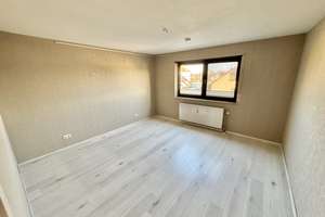 4-Zimmer Familien-Wohntraum mit Balkon, Aufzug & TG-Stellplatz! – Die vollständige Adresse der Immobilie erhältst du vom Anbieter., 68259 Wallstadt, Mannheim – Vorschaubild 5