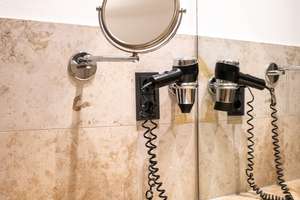 Property thumbnail 40