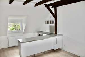 Saniertes Studio mit Charme – helle Dachgeschosswohnung in ruhiger Lage von Essen-Frillendorf – Bornickswiese 7, 45139 Frillendorf, Essen – Vorschaubild 2