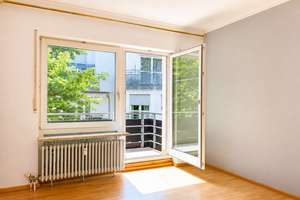 Charmante 2-Zimmer-Wohnung mit Balkon, Garage & separatem WC in Baden-Baden – Die vollständige Adresse der Immobilie erhältst du vom Anbieter., 76534 Lichtental mit Oberbeuern und Geroldsau, Baden-Baden – Vorschaubild 5