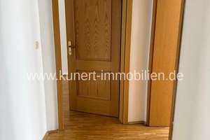 Bezugsfreie 3-Zimmer-ETW mit Parkett und großem Balkon in südlicher Citylage von Halle (Saale) – 6110 Südliche Innenstadt, Halle (Saale) – Vorschaubild 2