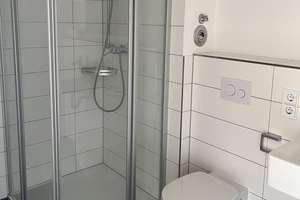 Exklusive Neubauwohnung mit Terrasse, 2 Bädern und moderner EBK! – Wallstraße 8, 1067 Innere Altstadt, Dresden – Vorschaubild 8