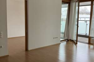 Barrierefrei auf 62 m² - 2-Zimmer Wohnung mit großem Balkon im Herzen von Mainz – Die vollständige Adresse der Immobilie erhältst du vom Anbieter., 55116 Altstadt, Mainz – Vorschaubild 2