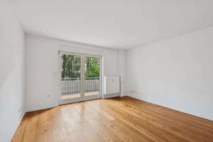 DIREKT EINZIEHEN & WOHLFÜHLEN - HOCHWERTIG RENOVIERTE 3-ZI-WHG MIT SÜD-LOGGIA IM HERZEN VON STEGLITZ – 12169 Steglitz, Berlin – Vorschaubild 7