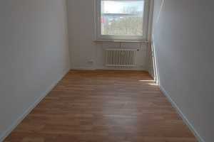 Schöne 3 Zimmerwohnung mit Balkon zu verkaufen – Wiesbaden – Vorschaubild 4