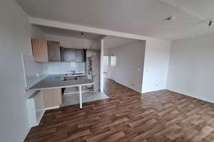 **JETZT EINZIEHEN** 2-Zimmer-Wohnung// Balkon //Einbauküche//Bad mit Dusche//Fahrstuhl //ab sofort – Thierbacher Straße 13, 3048 Sachsendorf, Cottbus – Vorschaubild 2