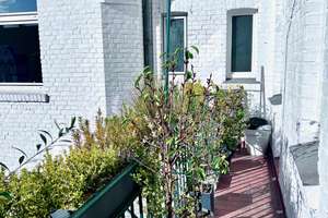 * STILVOLLE 2 1/2  ZIMMER ALTBAUWOHNUNG NÄHE LANDTAG & HAFEN** – Fürstenwall xx, 40219 Unterbilk, Düsseldorf – Vorschaubild 8