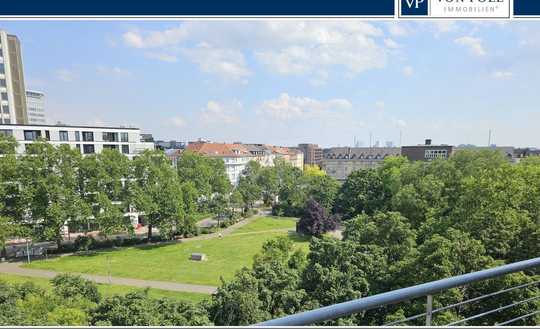 MA Oststadt: Großzügige & helle Stadtwohnung mit Aufzug, Ausblick und zwei Balkonen