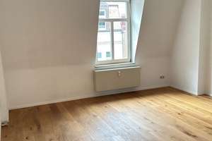 3-Zimmer-Wohnung in historischen Gebäude mit Balkon am Schillerplatz in Dresden – Hüblerstr. 2 – Hüblerstr. 2, 1309 Blasewitz (Stadtteil), Dresden – Vorschaubild 5