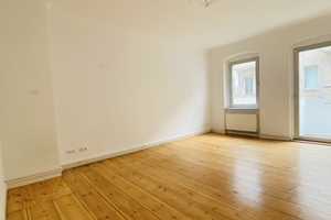 Bezugsfreie Altbauwohnung im Schillerkiez – Leinestr. 6, 12049 Berlin – Vorschaubild 1