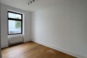 Elegantes Wohnen in Frankfurt: Großzügige 5-Zimmer-Wohnung in begehrter Lage – 60486 Bockenheim, Frankfurt am Main – Vorschaubild 3