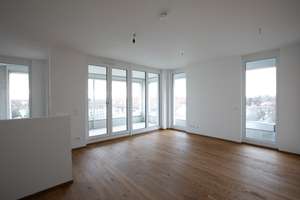Helle, lichtdurchflutete 3-Zimmer Wohnung mit Ausblick ins Grüne – Martha-Näbauer-Platz 12, 80997 Allach, München – Vorschaubild 2