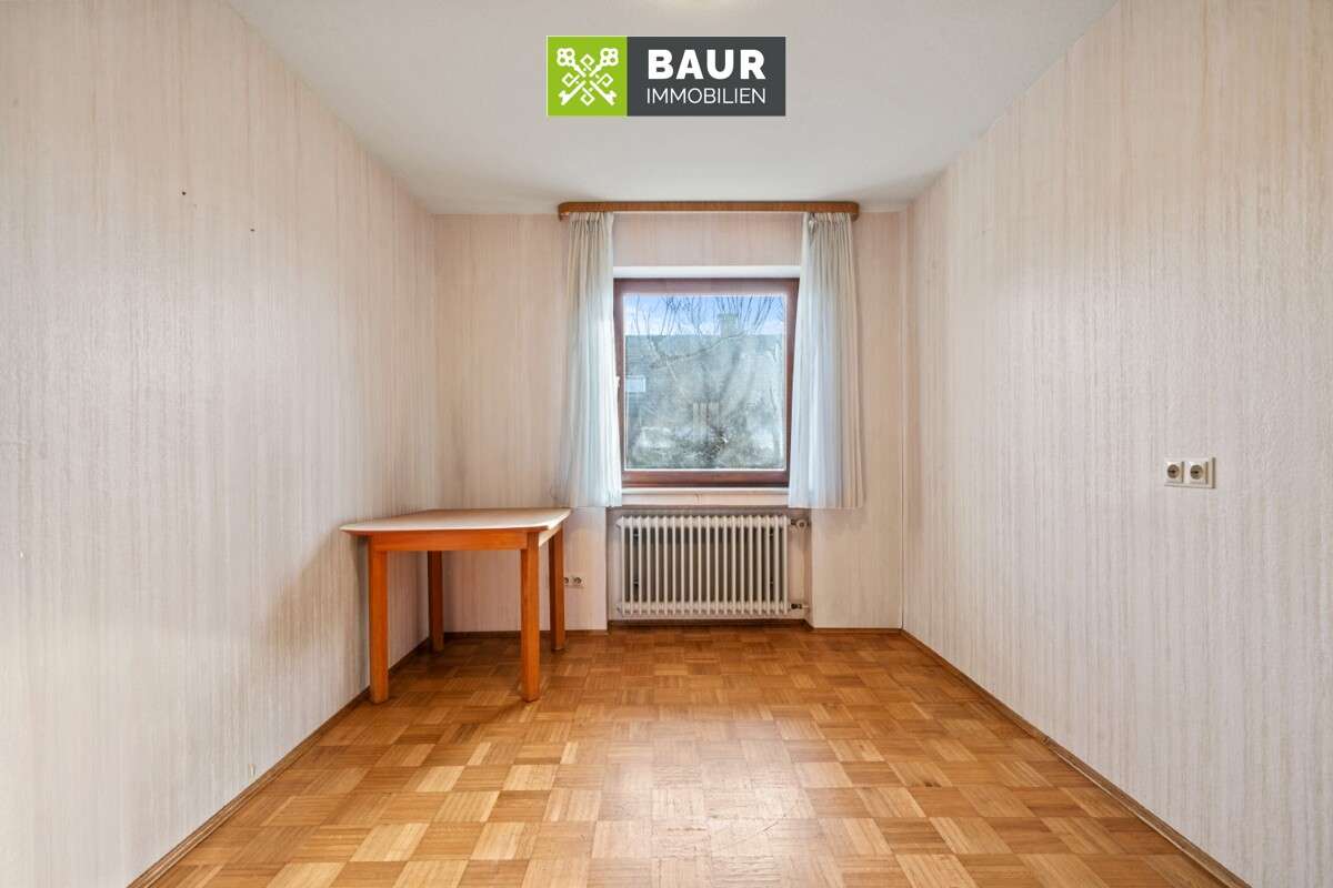 Immobilie in Rot an der Rot - 360°|Viel Platz für Ihre Wohnideen–Einfamilienhaus mit großem Grundstück in Ellwangen (Rot an der Ro - Bild 2