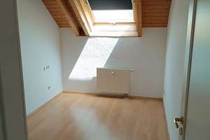 3-Zimmer-Wohnung über 3 Etagen mit Dachterrasse in ruhiger Citylage von Zwickau zu vermieten! – Schloßstraße 15, 8056 Mitte-Nord, Zwickau – Vorschaubild 7