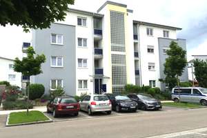 Attraktive 3-Zi.-Penthouse-Wohnung (111 m²) in Neu-Um (Washingtonallee) - mit hochw. Einbauküche