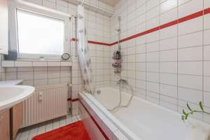 Provisionsfrei - Super gepflegtes Dreifamilienhaus mit tollen Grundrissen, am Schwimmbad – Die vollständige Adresse der Immobilie erhältst du vom Anbieter., 68782 Brühl – Vorschaubild 14