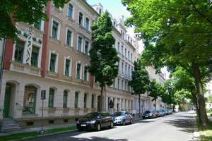 4-Räume + EINBAUKÜCHE + BALKON + Hilbersdorf