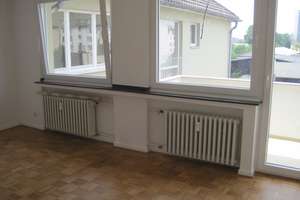 3-Zi.Whg, D-Unterbilk, renoviert, Parkett, großzügige Wohnküche, Balkon, 4.Etage ohne Aufzug – 40219 Unterbilk, Düsseldorf – Vorschaubild 2