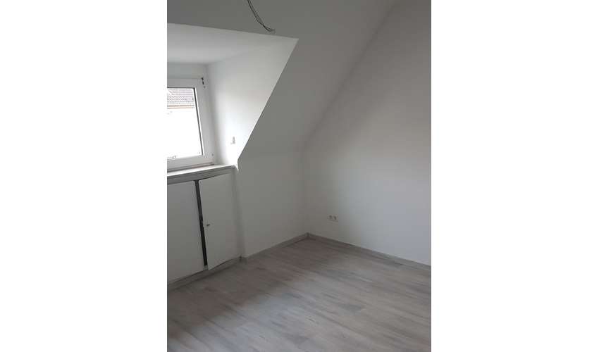 **Frisch renovierte 2 Zimmer Wohnung in Duisburg Homberg**