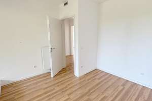 Helle Vier-Zimmer-Wohnung mit Küche, Stellplatz und Loggia am Stadtwerder – Die vollständige Adresse der Immobilie erhältst du vom Anbieter., 28199 Alte Neustadt, Bremen – Vorschaubild 28