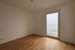 Neuwertige 3-Zimmer-Wohnung mit Balkon und EBK  in Düsseldorf-Heerdt – 40549 Heerdt, Düsseldorf – Vorschaubild 9