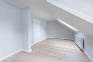 Dachgeschoss, 2 Zimmer, offene Wohnküche in Hummelsbüttel – Timmkoppel 2, 22339 Hummelsbüttel, Hamburg – Vorschaubild 13