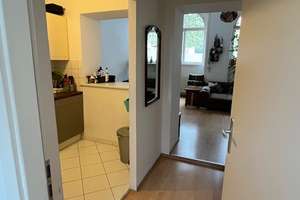 Große 2-Zimmer-Wohnung am Elsässer Platz - Eigener Eingang im Hof! – Gneisenaustr. 2, 65195 Westend / Bleichstraße, Wiesbaden – Vorschaubild 4