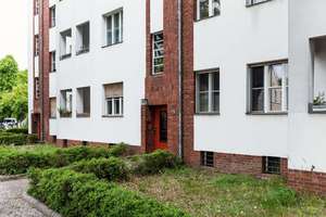 Eintreten, verlieben, einziehen! Helle 2,5-Zimmer-Wohnung mit Blick ins Grüne
