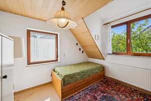 Provisionsfrei – Helles, familienfreundliches Haus mit sonniger Terrasse & schönem Garten – Die vollständige Adresse der Immobilie erhältst du vom Anbieter., 75180 Sonnenberg, Pforzheim – Vorschaubild 16