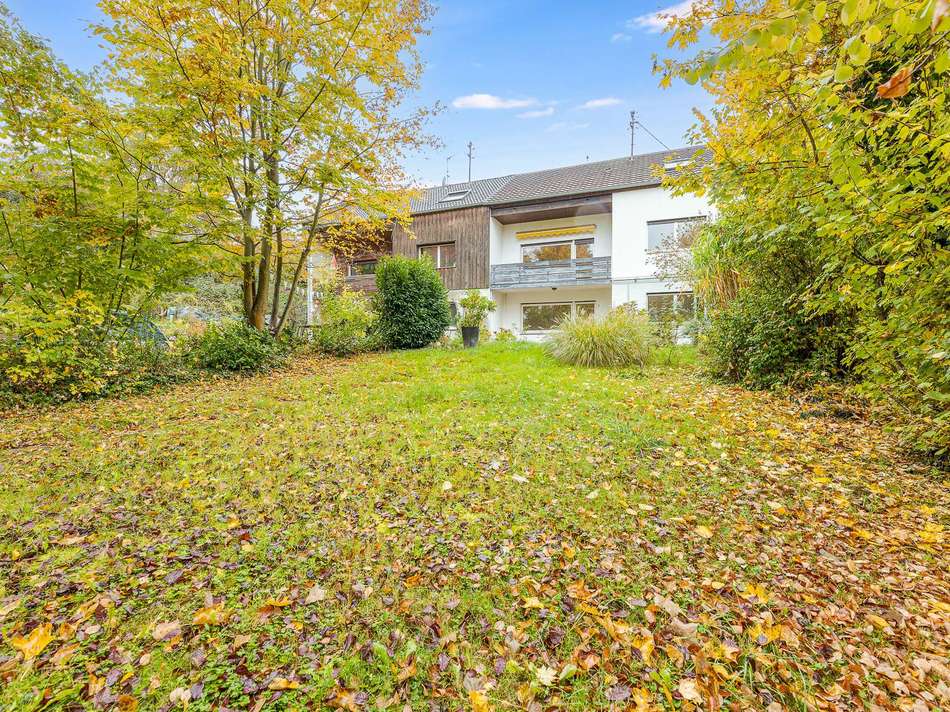 großzügiger Garten