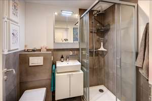 Möbliert: 3 Zimmer Wohnung in Schwabing-Freimann – Die vollständige Adresse der Immobilie erhältst du vom Anbieter., 80939 Am Hart, München – Vorschaubild 9