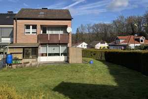 Charmantes Reihenendhaus mit großem Garten wartet auf Sie – Hochsauerlandkreis – Vorschaubild 3