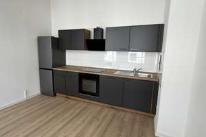 Frisch sanierte Etagenwohnung mit EBK und Keller – Gustav-Adolf-Straße 37, 39104 Altstadt, Magdeburg – Vorschaubild 2