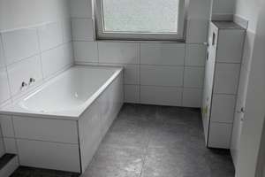 neu modernisierte 3-Zi-Whg. mit Bad, Gäste-WC und Balkon – Hagebuttenweg 15, 30657 Sahlkamp, Hannover – Vorschaubild 5