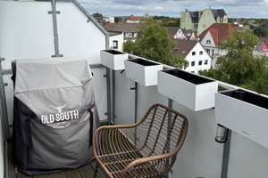 Penthouse - Gaubenzimmer - Dachterrasse - LED-Beleuchtung - Fahrstuhl - Einmalig in Brhv.... – Hafenstr. 188, 27568 Lehe, Bremerhaven – Vorschaubild 11