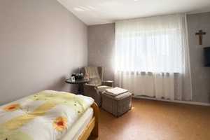 Saniertes Zweifamilienhaus mit großer Maisonette-Wohnung und vermieteter Erdgeschoss Wohnung – Offenbach (Kreis) – Vorschaubild 22