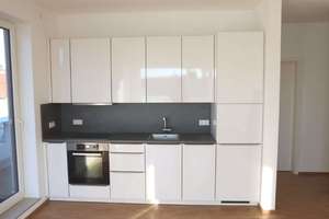 Wunderschönes Penthouse,  EBK, TG, nähe MVG, perfekt für 1 -2 Personen – Seinsheimstr. ., 81245 Obermenzing, München – Vorschaubild 5