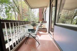 Hell & modern & viel Platz: 3 Zimmer mit Balkon, guter Schnitt, modernes Bad, Gäste-WC, Aufzug – Alteburger Straße 288, 50968 Bayenthal, Köln – Vorschaubild 3