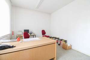 Renditeobjekt in Lauterbach – Zweifamilienhaus mit Gewerbeeinheit und Büroflächen in zentraler Lage – Die vollständige Adresse der Immobilie erhältst du vom Anbieter., 36341 Lauterbach (Hessen) – Vorschaubild 7