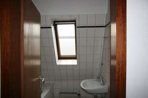 !! VIEL PLATZ FÜR DIE FAMILIE !! 4,5 R. DG, WOHNUNG, ca.98 m2 WFL, IN DER GELSENKIRCHENER - CITY !! – Knappenstr. 28, 45879 Neustadt, Gelsenkirchen – Vorschaubild 7